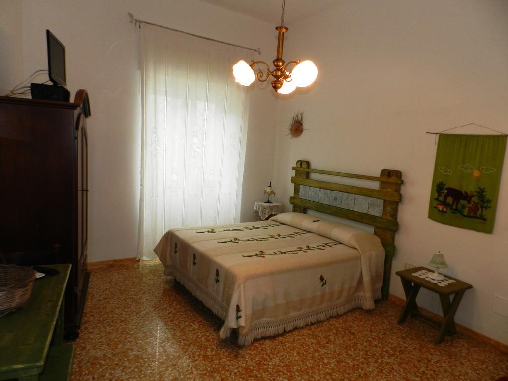 Casa Corte Con Terrazza Taviano  Exterior foto