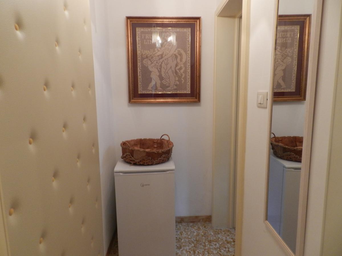 Casa Corte Con Terrazza Taviano  Exterior foto
