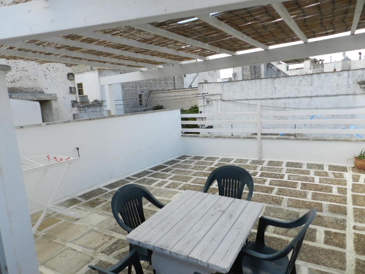Casa Corte Con Terrazza Taviano  Exterior foto